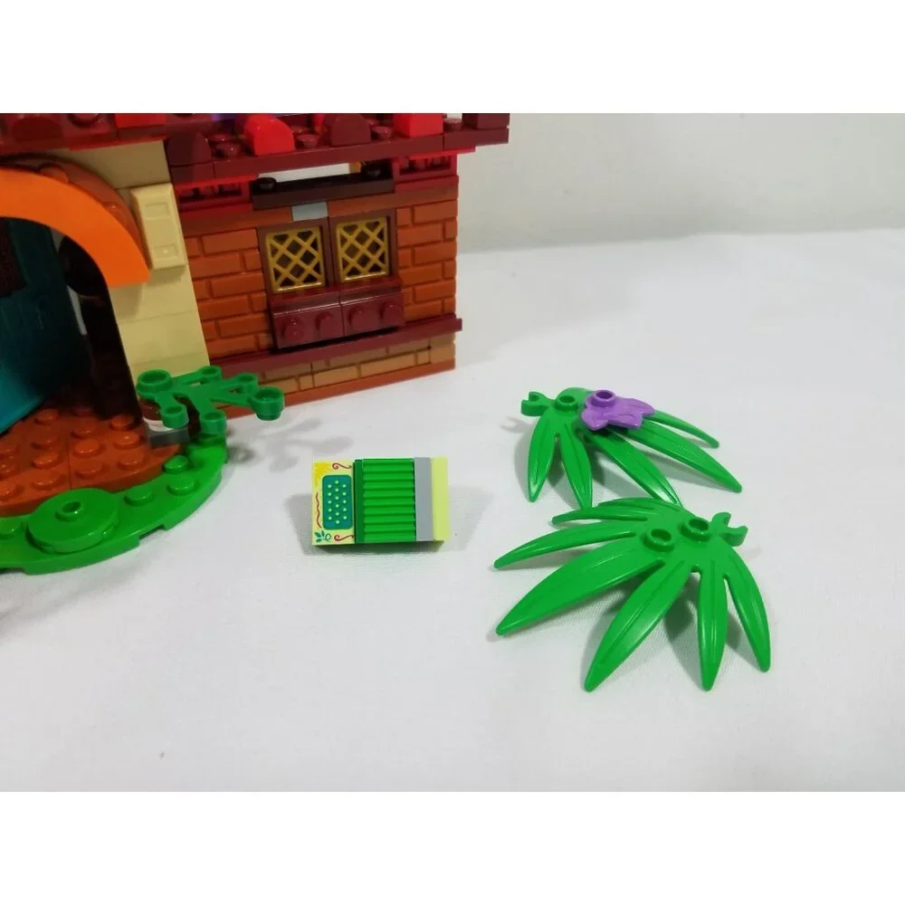 Lego The Madrigal House 43202 Disney Encanto With Instructions